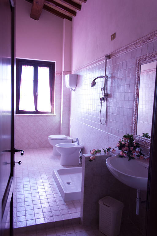 Hotel Le Stelle Di San Lorenzo Bastia Umbra Zimmer foto